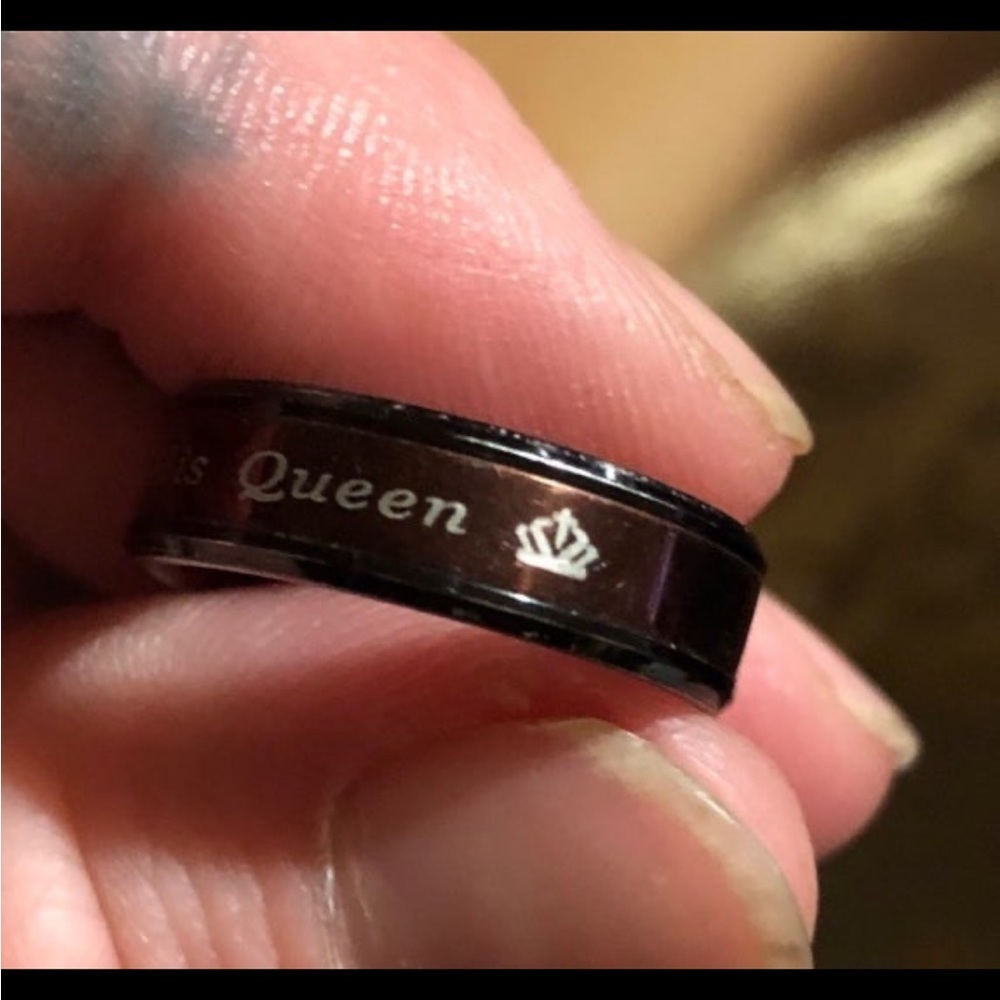 "His Queen" Ring - Picture 3 of 5